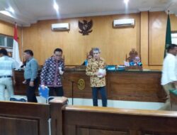 WNA Jadi Saksi Kasus Tata Usaha Negara, Warga: Memang Gak Ada yang Lain Selain Turis?