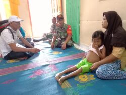 Kunjungi Penderita Leukimia, Bentuk Kepedulian Koramil 04 Talawi ke Warga