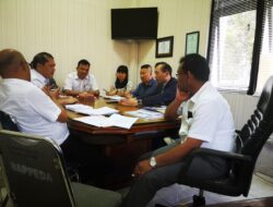 Tuntut Perbaikan Jalan, Warga Desa Mburidi Kembali Desak PT WEP Salurkan CSR