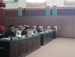 Bupati Ajak Pengusaha Cari Solusi Atasi Anjloknya Harga Serai Wangi