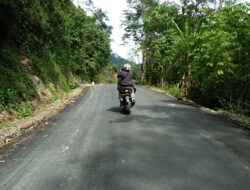 Jalan Mulus, Arus Transportasi Atim Galus Lancar Jaya