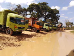 Jalanan Digenangi Lumpur, Galian C Ganggu Lalin Kabanjahe-Aceh