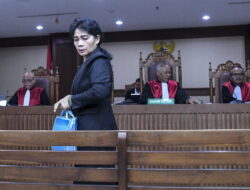 Begini Pembelaan Merry Purba Soal Suap SGD 150 ribu dari Tamin Sukardi