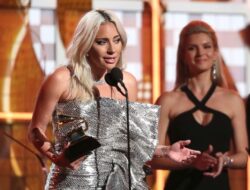 Begini Aksi ‘Gila’ Lady Gaga di Panggung Grammy