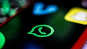 Suka Salah Kirim Foto? Coba Fitur Baru WhatsApp Ini Guys!