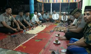 Tiga Malam Takjiah Dirumah Duka,   Polres Aceh Singkil Doakan Dedi Korban Penembakan