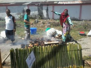 Di Acara Festival Pesona Acehselatan   PKK Sawang Tampilkan Lemang Dan Tape