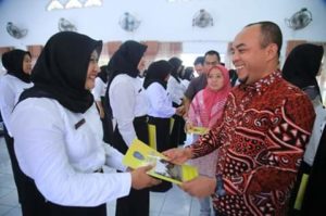 30 Dokter dan Bidan PTT Terima SK CPNS
