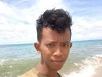 Warga Palembang Hilang Terseret Ombak Besar