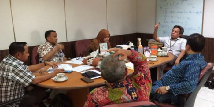 SPS Desak Menkeu Bebaskan Pajak Kertas