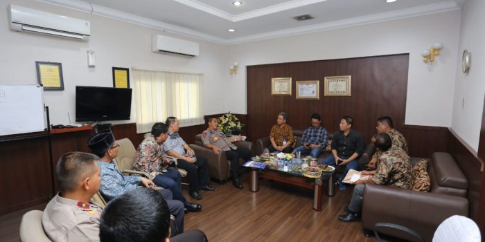 Dijamin Rektor, 40 Mahasiswa yang Ditahan Hari ini Pulang