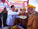 Peringati HUT LVRI ke 62, Bupati Karo Suapi Veteran Nasi Tumpeng