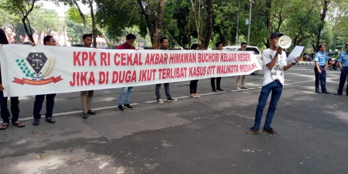 KPK Diminta Cekal  Anggota DPRD Sumut Akbar Himawan