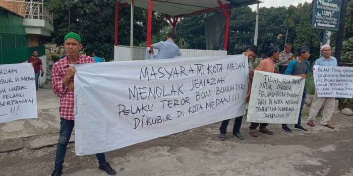 Warga Sekitar TPU Sei Sikambing D Nyaris Bentrok dengan Massa Tolak Jenazah Bom Bunuh Diri