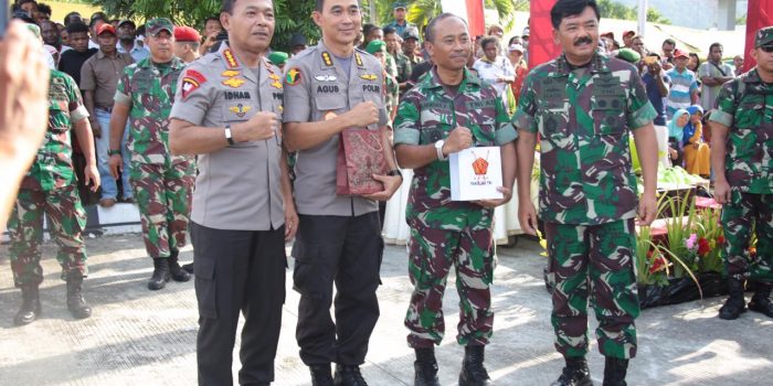 Tiba di PLBN Skouw Papua, Panglima TNI dan Kapolri Hadiri Acara Bakti Sosial