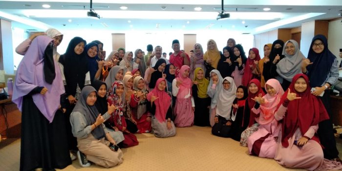 Mahasiswa UIN Sumut Belajar Pancasila ke Fraksi PDI Perjuangan DPRD Sumut
