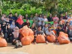 Komunitas Wisata Tuan Tapa Kembali Lakukan Pembersihan di Pulo Dua Ujong Pulo Rayeuk Bakongan Timur