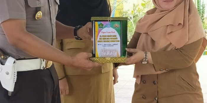 MAN 1 Palas Lantik UKS, KKR dan PKS