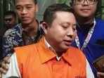 Terus Dicecar Wartawan, Saeful Bahri Amini Uang ke Wahyu dari Hasto