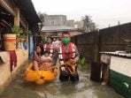 Polda Sumut Turunkan Ton Siaga Bencana Bantu Warga Terkena Banjir