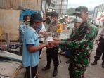 Dandim 0107 dan Kapolres Aceh Selatan Berbagi Bukaan Puasa ke Warga Terdampak Covid-19