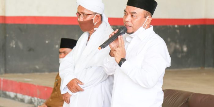 Bupati Labuhanbatu Pantau Penyerahan BLT Dana Desa