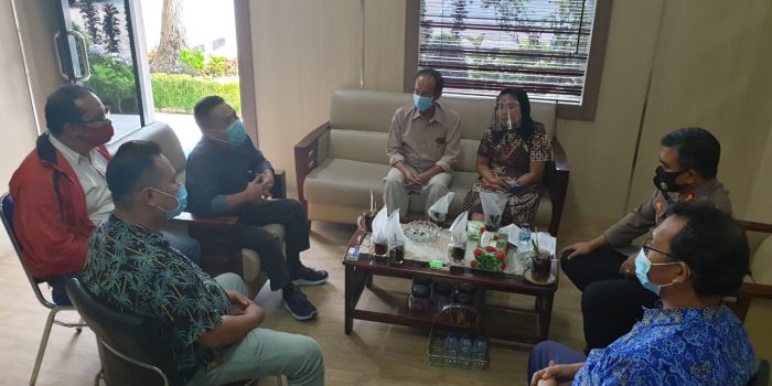 SMSI Karo Audensi ke Kapolres dan Ketua KPU Karo