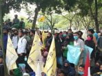 Seribu Mahasiswa Demo di Gedung DPRD Langkat Tolak UU Cipta Kerja