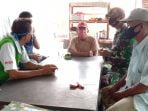 Kumpul Bersama, Babinsa Serka Suseno Kodim 0201/BS Medan Kelurahan Tanah Enam Ratus Kecamatan Medan Marelan Beri Himbauan Sama Warga Tentang Menjaga Kebersihan Lingkungan