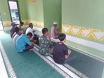 Babinsa Koramil 10/ML Melaksanakan Doa Bersama Dengan Warga