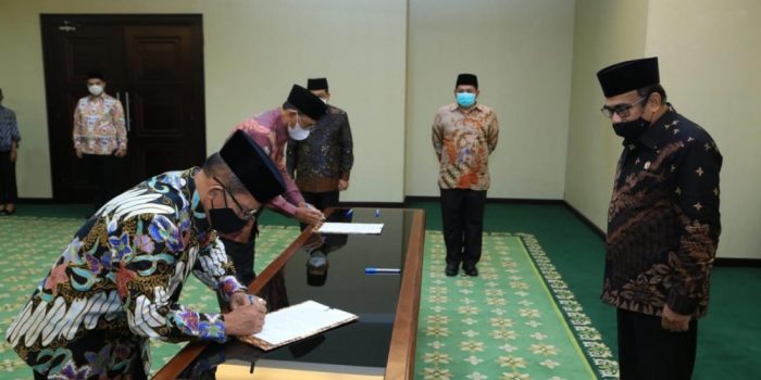 Prof Syahrin Harahap Dilantik Menjadi Rektor UIN Sumut