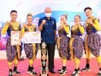 Ayo, Perkenalkan Tarian Ahooi di Tengah Masyarakat