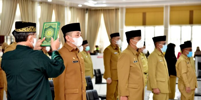 27 Pejabat Eselon III Pemprovsu Dilantik