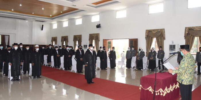 H Ashari Tambunan Lantik Dewan Hakim MTQ Ke- 54 Deli Serdang