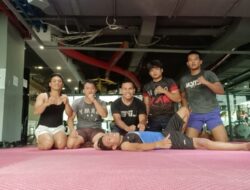 JK Saragih Latihan MMA Bareng Anggota PAC PBB Medan Johor