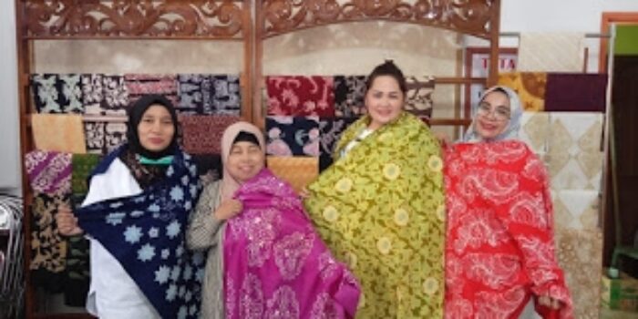Kabid UKM Koperasi Kabupaten Langkat, Batik Langkat Harus Dikembangkan
