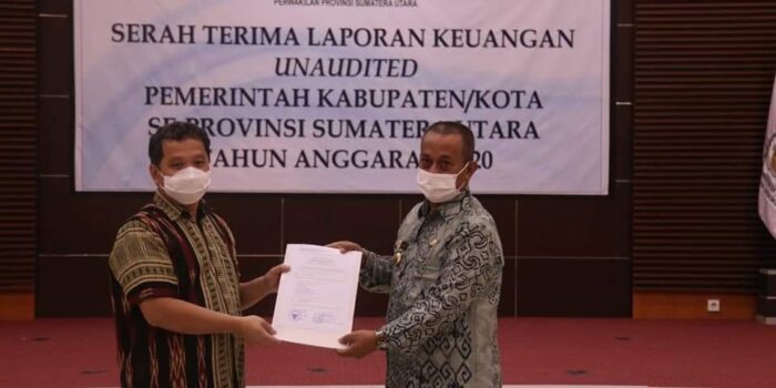 Bupati Palas Serahkan Laporan Keuangan ke BPK RI Perwakilan Sumut
