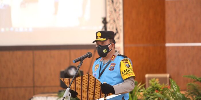 Kapoldasu   Pimpin Penandatanganan Fakta Integritas dan Pengambilan Sumpah Seleksi Penerimaan Anggota Polri 2021