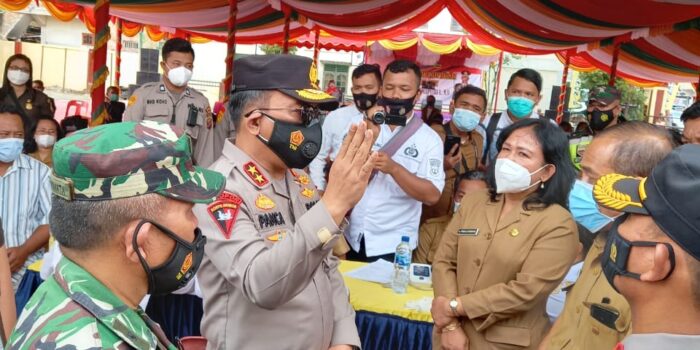 Kapoldasu Tinjau Vaksinasi Bagi Lansia di Kabupaten Samosir