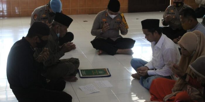 Kapolres Labuhanbatu jadi Saksi Nikah Tahanan