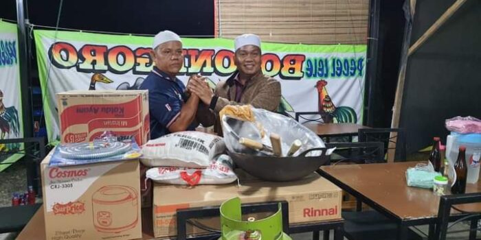 Pengusaha Pecel Lele Bojonegoro Terima Bantuan Peralatan UMKM Dari Pemkab Palas