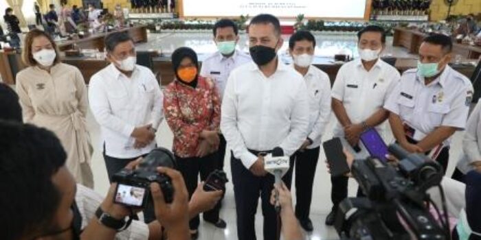 Pemprovsu Kembali  Tunda Pembelajaran Tatap Muka