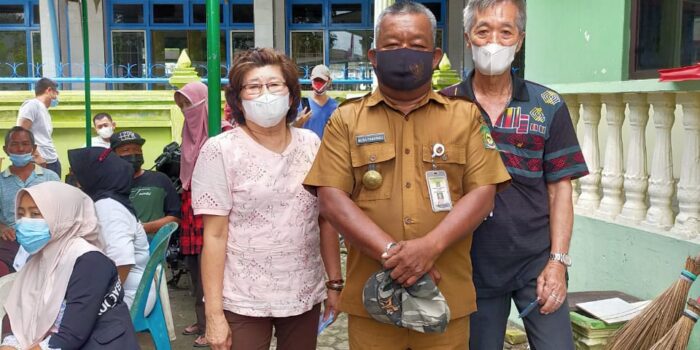 Warga Brandan Barat Antusias Ikut Vaksinasi Covid-19
