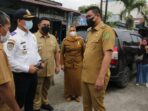 Wali Kota Medan Turun Langsung Meninjau Jalan Rusak di Medan Selayang