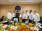 Dirut PDAM Tirtanadi Dapat Penghargaan dari Kompartir