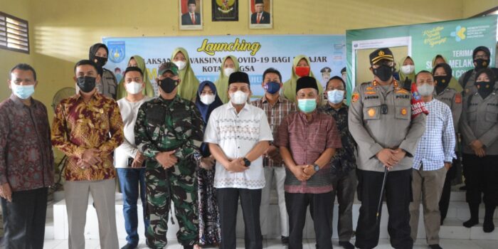 Wakil Walikota Bersama Kapolres Langsa, Tinjau Vaksinasi Perdana SMP dan SMA