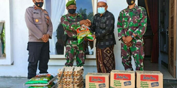Dandim Aceh Selatan Serahkan Sarana Kontak ke Ponpes Babussa’dah Teupin Gajah