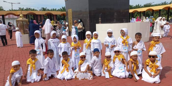 235 Siswa RA Gelar  Manasik Haji