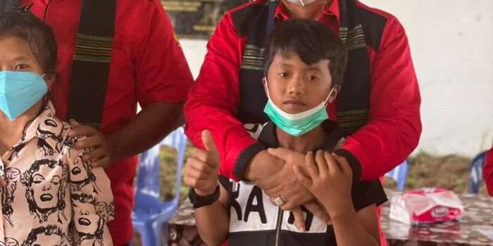 Rapidin Simbolon Buka Pendidikan Kaderisasi Pratama dan Bagikan Tali Asih