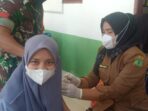 Pemdes Arsesimatorkis Gandeng TNI – POLRI dan Dinkes Palas gelar Vaksinasi Covid-Massal